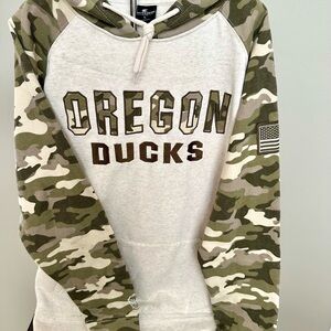 Colosseum Oregon Ducks Camo Hoodie